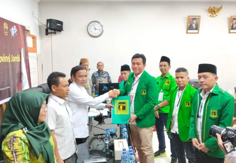 DPW PPP Daftarkan Bacaleg Ke KPU Provinsi Jambi